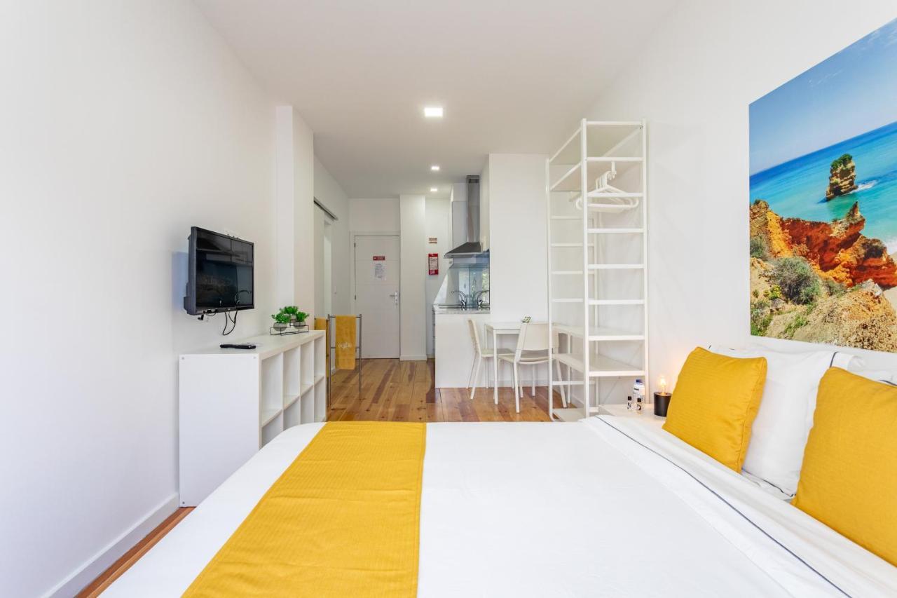 Real Home Sacavém Екстериор снимка